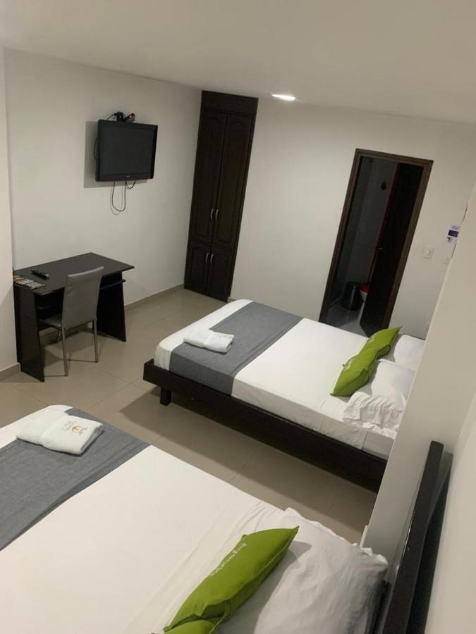 Hotel Castellon Plaza Pereira Luaran gambar