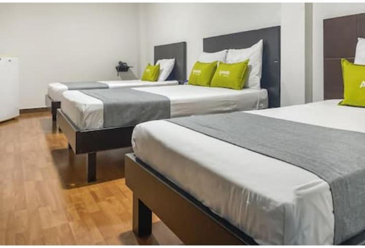 Hotel Castellon Plaza Pereira Luaran gambar